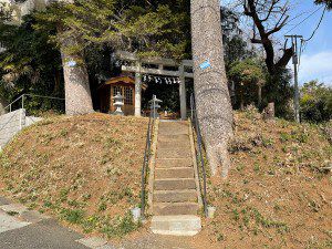 大作稲荷神社（川崎市多摩区西生田） - 古くから旧五段田村大作に祀られていたと伝わるお稲荷さま