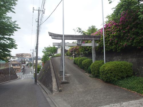 みたけ台杉山神社 - 旧上谷本村の鎮守として祀られていた杉山社