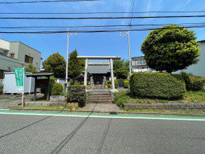 日向山神社（横浜市緑区十日市場町） - 地域一の高台「日向山」に鎮座する神社